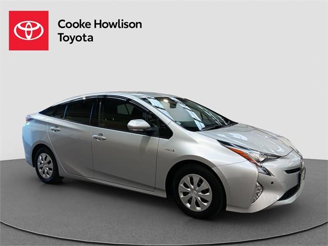 image-0, 2018 Toyota Prius Hybrid S 1.8 at Dunedin