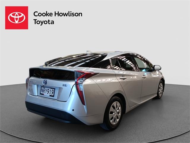 image-5, 2018 Toyota Prius Hybrid S 1.8 at Dunedin