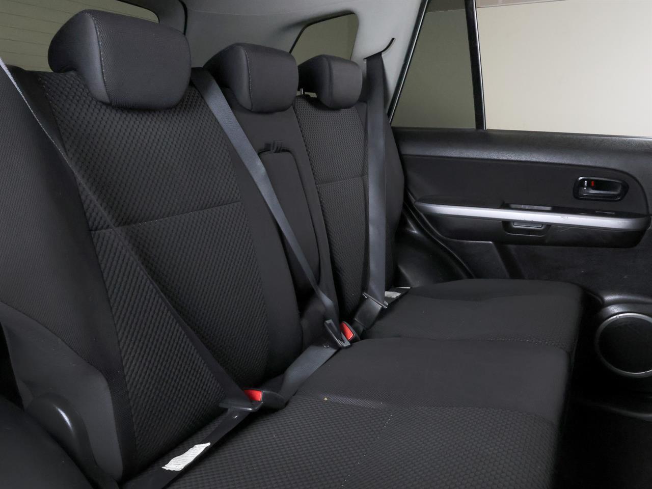 image-18, 2009 Suzuki Escudo 2.4lt 4WD 5-Speed Manual at Christchurch