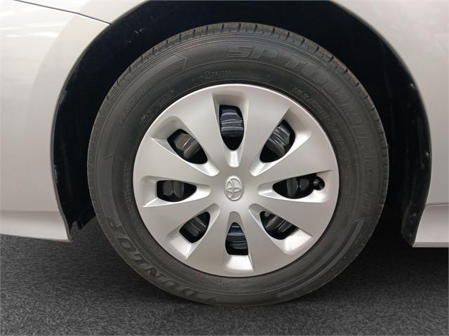 image-9, 2018 Toyota Prius Hybrid S 1.8 at Dunedin