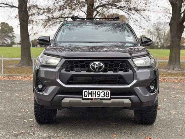 image-1, 2024 Toyota Hilux SR5 2.8DT Hybrid 6AT 4WD at Christchurch