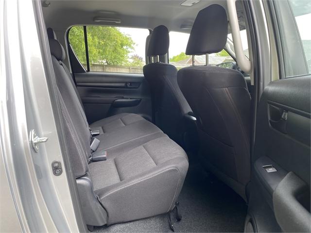 image-10, 2024 Toyota Hilux SR 2.8DT Hybrid 6AT 4WD at Christchurch