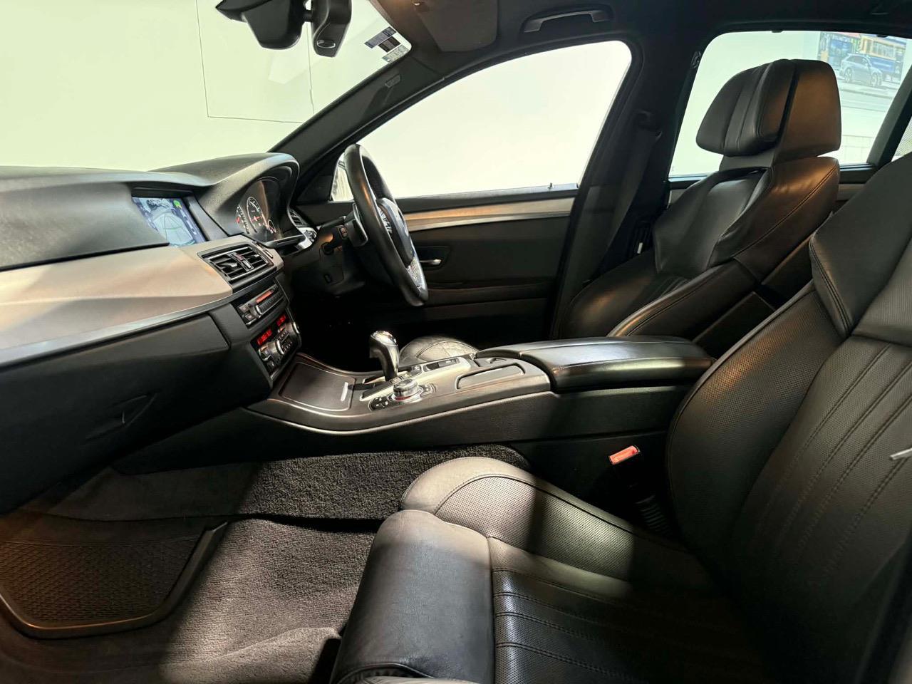 image-5, 2011 BMW M5 4.4 V8 Twin-Turbo Sedan at Christchurch