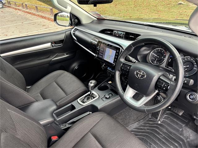 image-10, 2024 Toyota Hilux SR5 2.8DT Hybrid 6AT 4WD at Christchurch