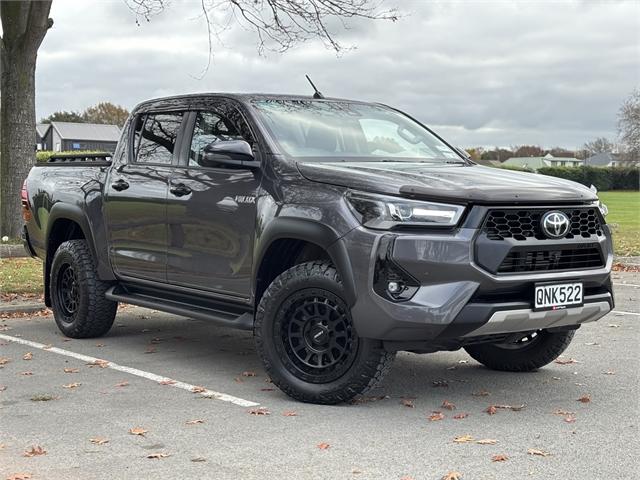 image-0, 2024 Toyota Hilux SR5 2.8DT Hybrid 6AT 4WD at Christchurch