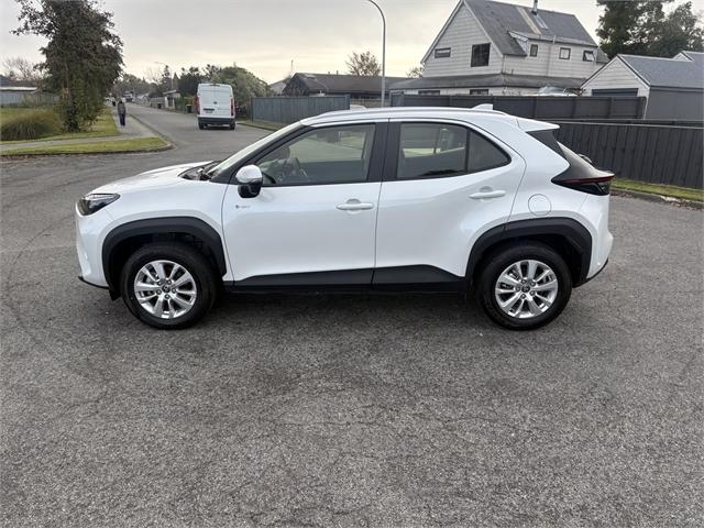 image-5, 2025 Toyota Yaris Cross GX 1.5P HEV ECVT FWD SUV/5 at Waimakariri