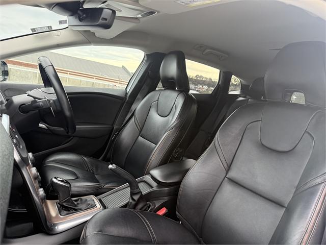 image-14, 2016 Volvo V40 C/Country T5 Luxury at Dunedin
