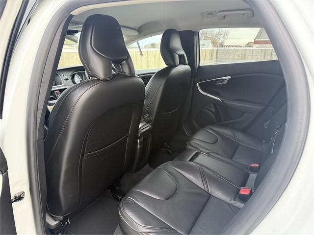 image-12, 2016 Volvo V40 C/Country T5 Luxury at Dunedin