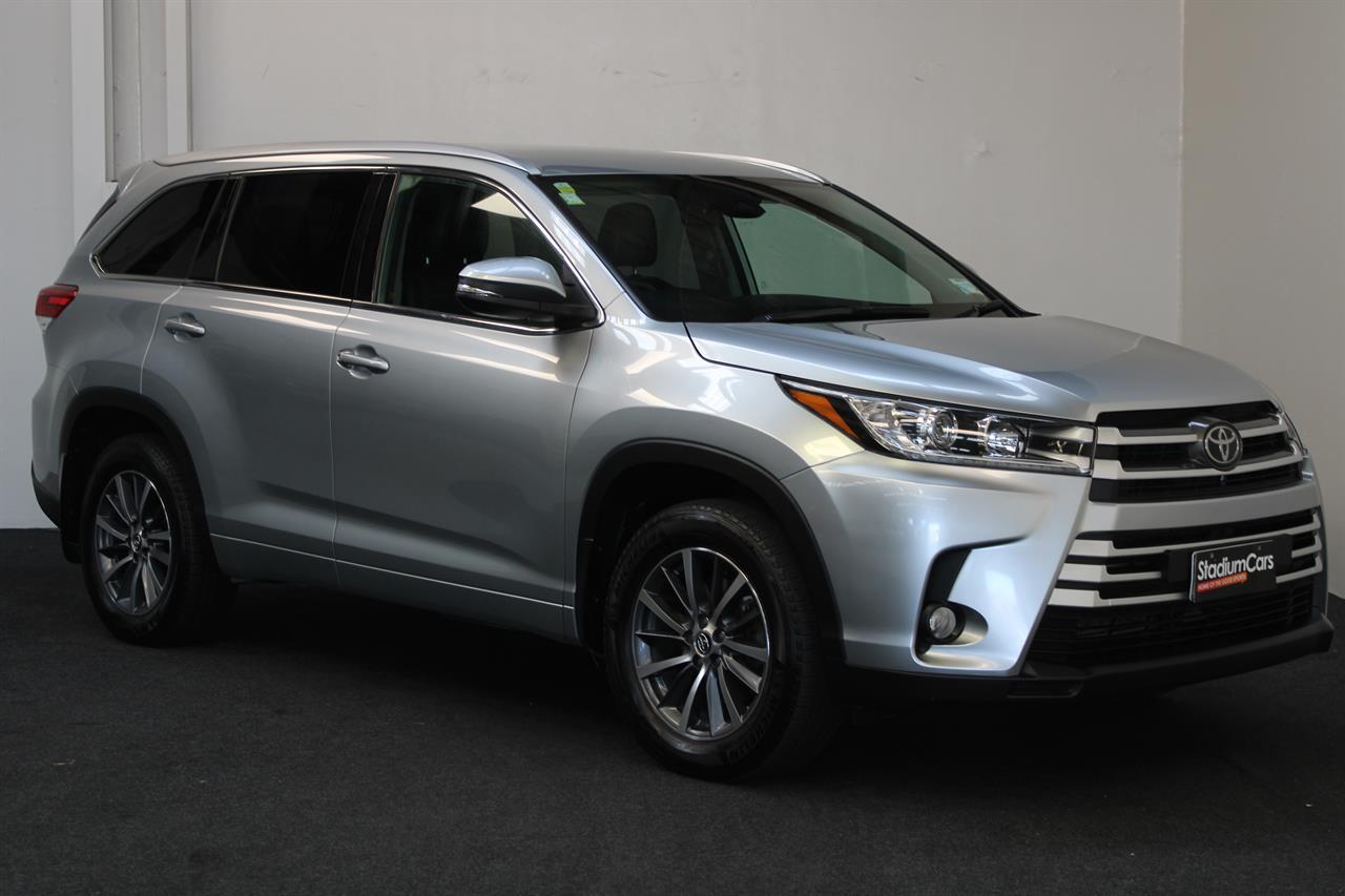 2018 Toyota Highlander GXL 4WD on handshake