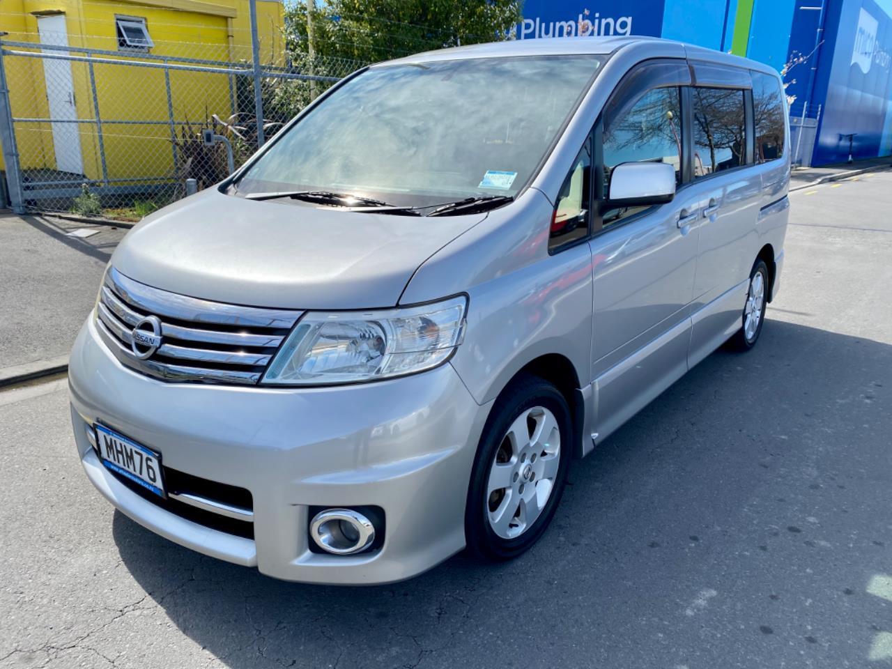 Nissan serena 2006