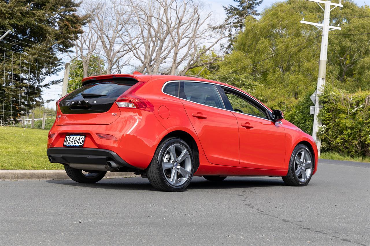 image-4, 2014 Volvo V40 T4 SE at Dunedin