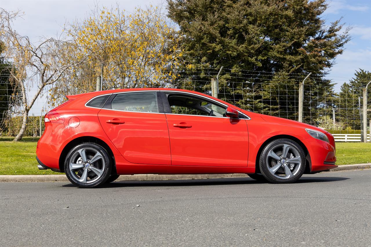 image-2, 2014 Volvo V40 T4 SE at Dunedin