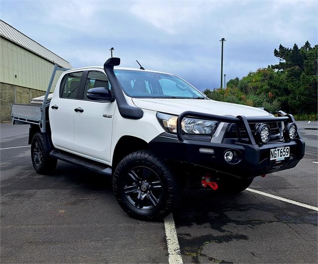 image-0, 2021 Toyota Hilux SR 2.8DT 6MT 4WD Flat Deck at Dunedin