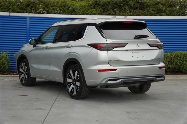 image-2, 2025 Mitsubishi Outlander VRX 4x4 auto at Dunedin