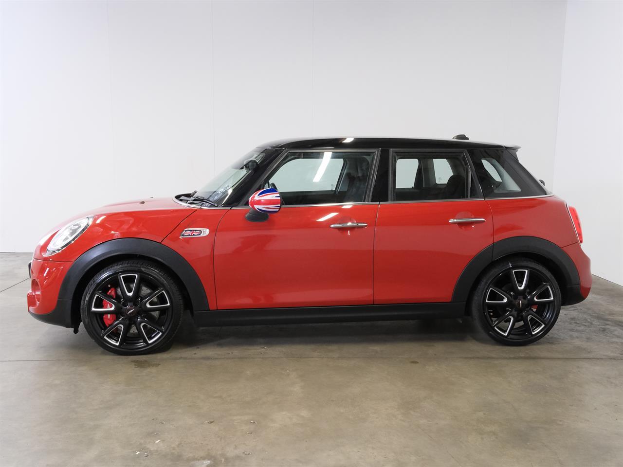 image-4, 2018 Mini Cooper S Turbo 5-Door at Christchurch