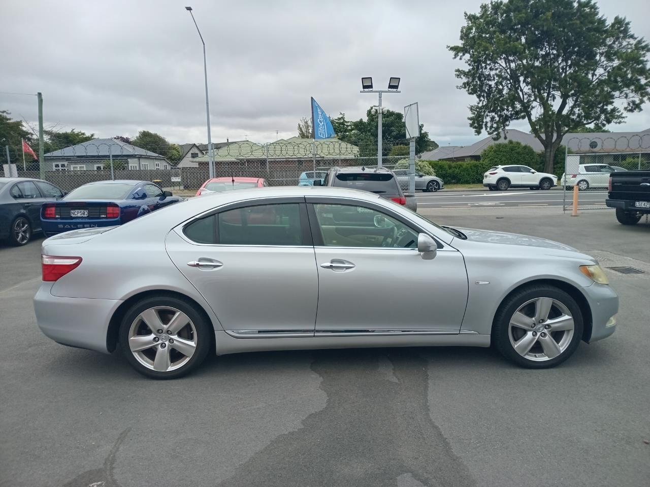 image-9, 2007 Lexus Ls460 at Christchurch