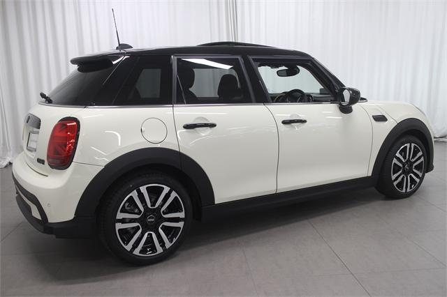 image-2, 2022 MINI Cooper 5-Dr Hatch Yours at Christchurch