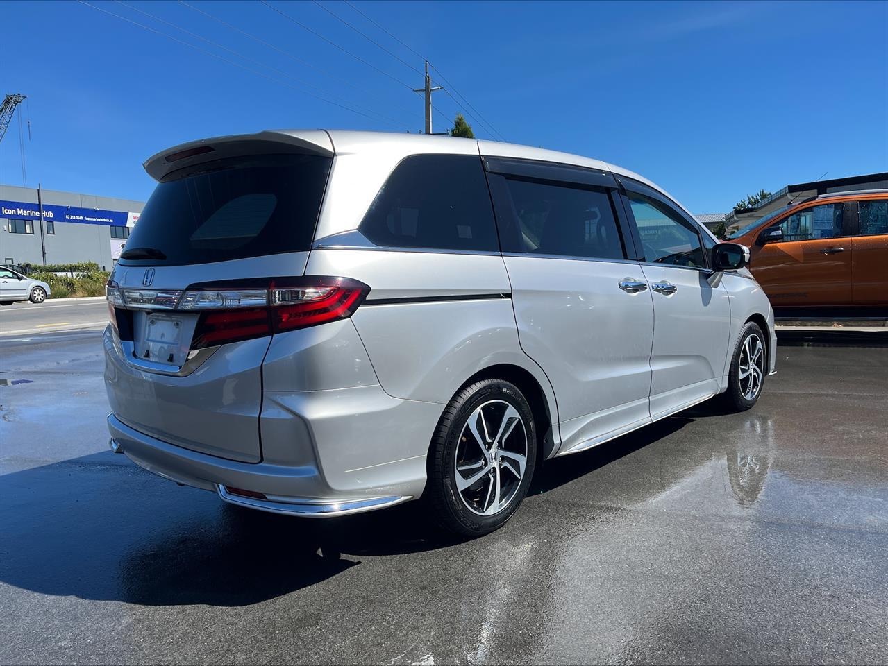 image-2, 2013 Honda Odyssey at Waimakariri