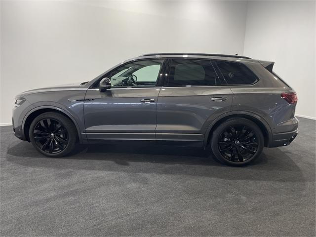 image-4, 2022 Volkswagen Touareg V6 S at Invercargill