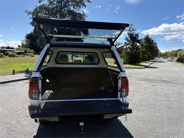 image-12, 2020 Toyota Hilux Sr Td Dc 2.8Dt at Waimakariri