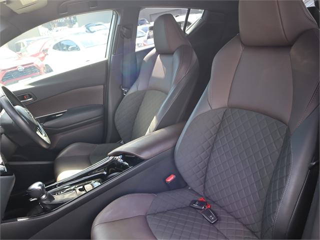 image-16, 2017 Toyota C-HR HYBRID G LED, Push Start at Christchurch