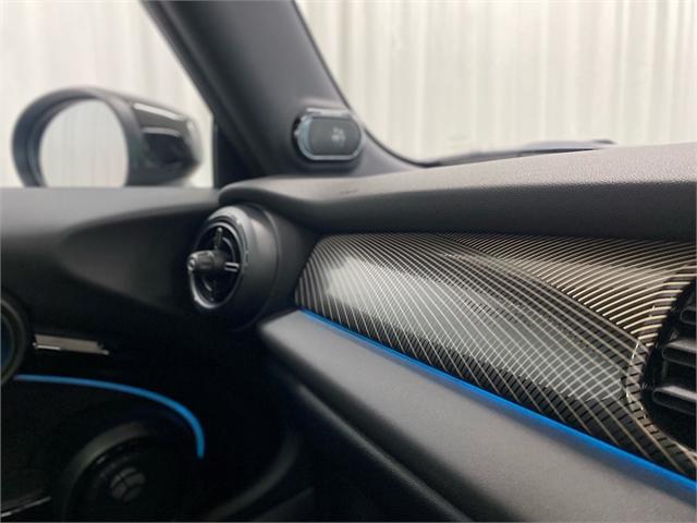 image-16, 2023 MINI Cooper SE Hatch The Resolute at Christchurch