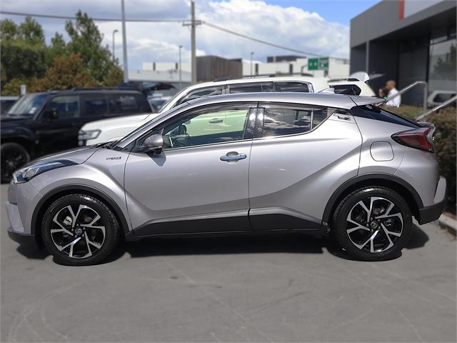image-7, 2017 Toyota C-HR HYBRID G LED, Push Start at Christchurch