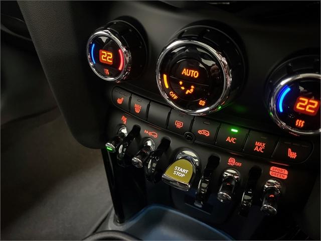 image-17, 2023 MINI Cooper SE Hatch The Resolute at Christchurch