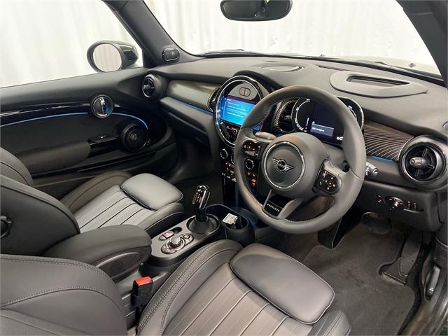 image-5, 2023 MINI Cooper SE Hatch The Resolute at Christchurch