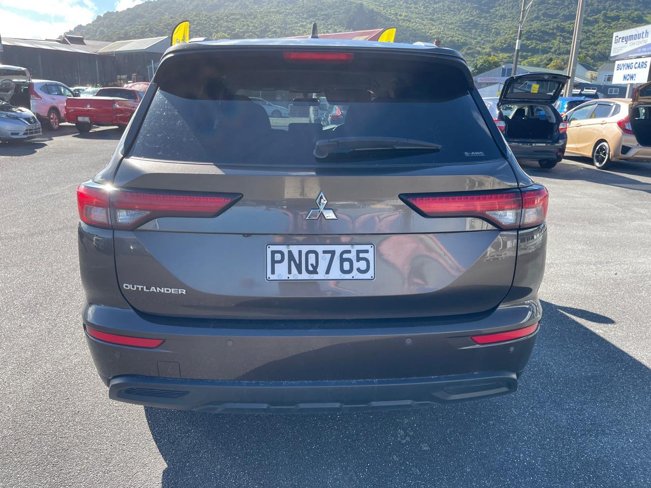 image-4, 2022 Mitsubishi Outlander LS 2.5P/4WD/CVT at Greymouth