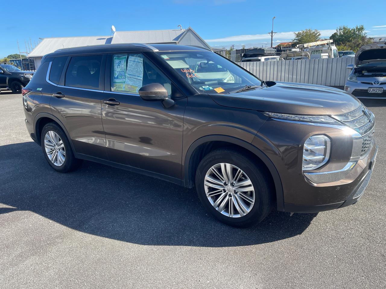 image-2, 2022 Mitsubishi Outlander LS 2.5P/4WD/CVT at Greymouth