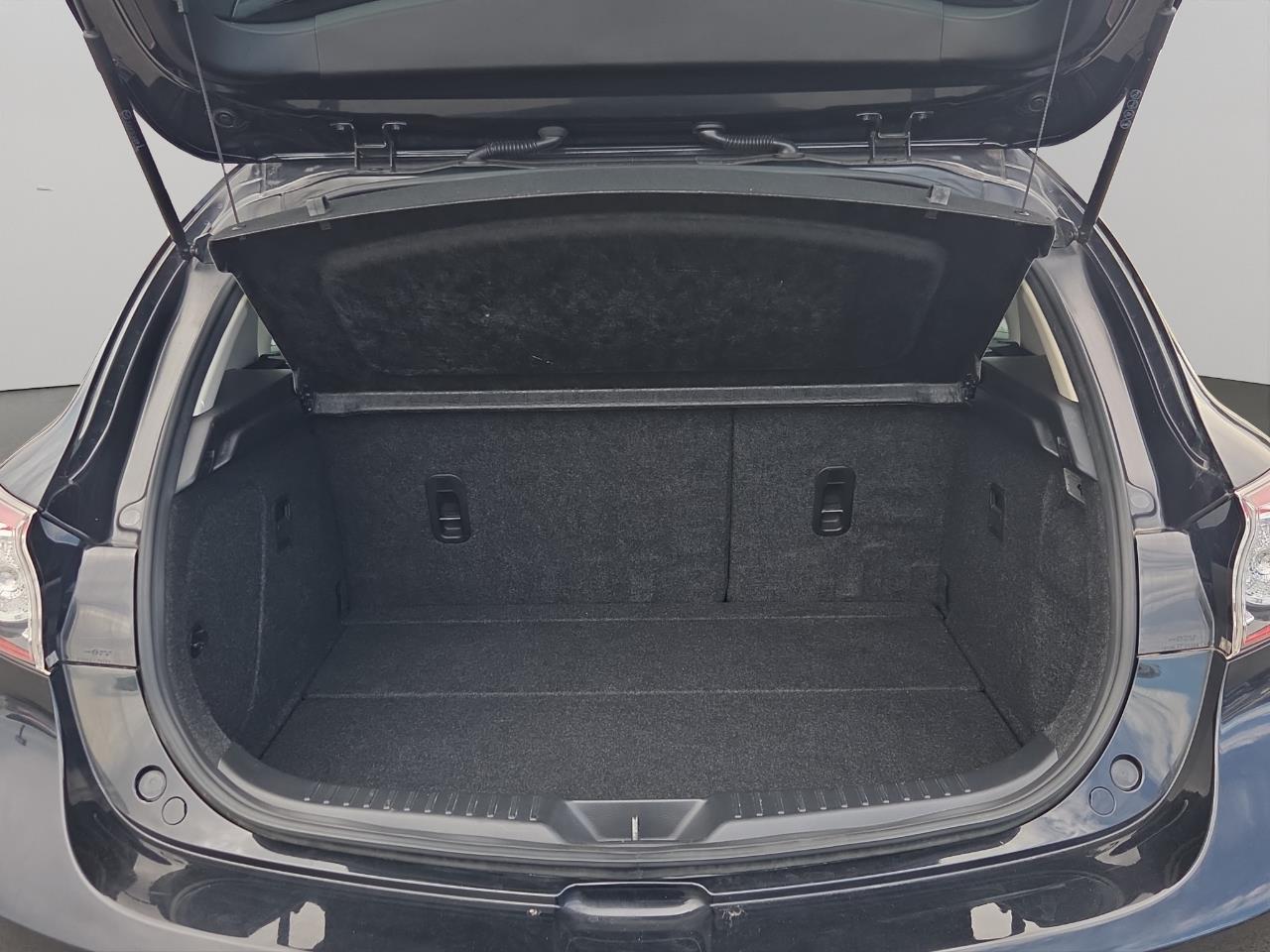 image-8, 2013 Mazda Axela 3 1.5S at Christchurch