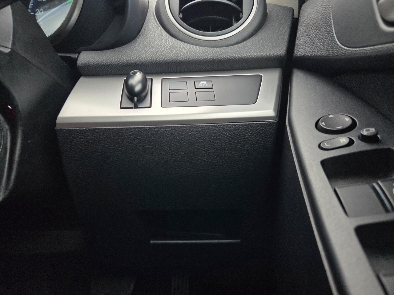 image-12, 2013 Mazda Axela 3 1.5S at Christchurch