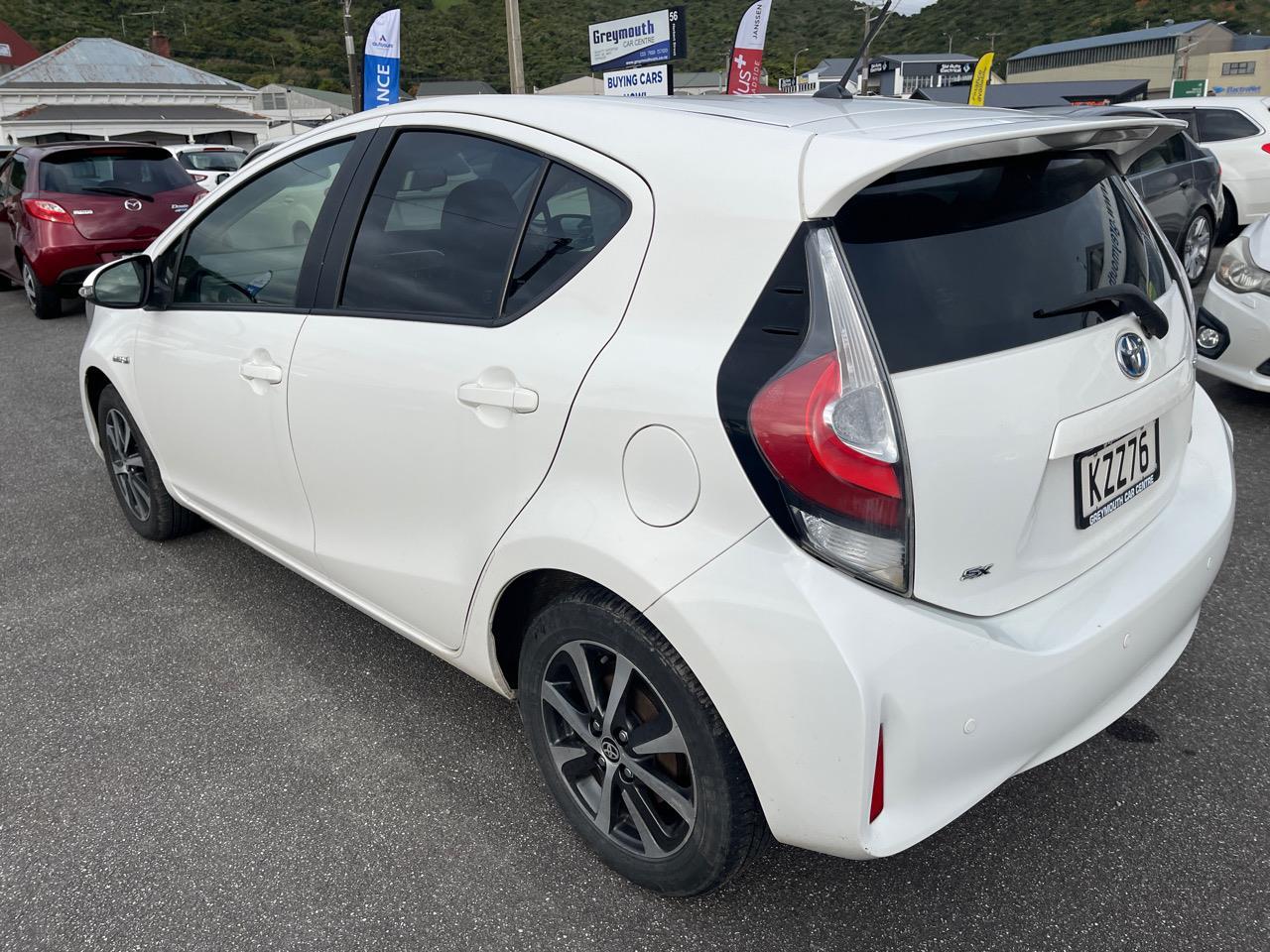 image-6, 2017 Toyota Prius C SX 1.5PH/CVT at Greymouth
