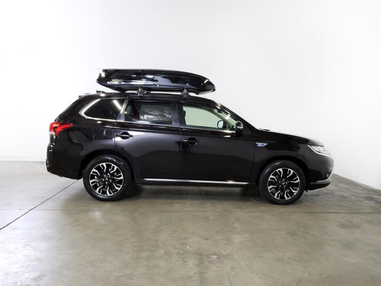 image-9, 2015 Mitsubishi Outlander PHEV G 4WD 'Facelift' at Christchurch