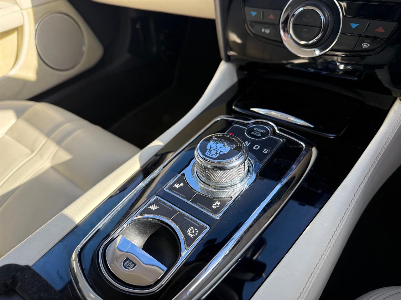 image-11, 2012 Jaguar XK 5.0 V8 Facelift Luxury at Christchurch