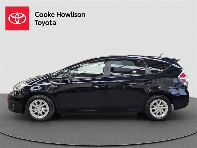 image-6, 2015 Toyota Prius Alpha 1.8 Hybrid S 5 Seater at Dunedin