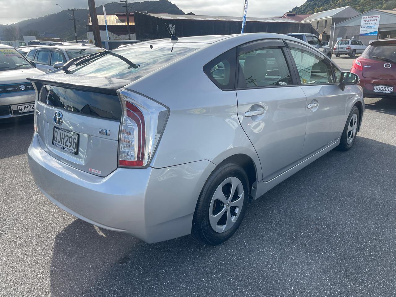 image-3, 2013 Toyota Prius at Greymouth