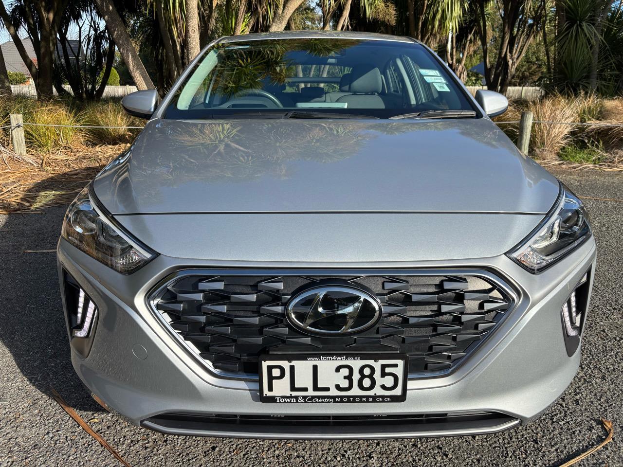 image-3, 2022 Hyundai Ioniq Phev at Christchurch