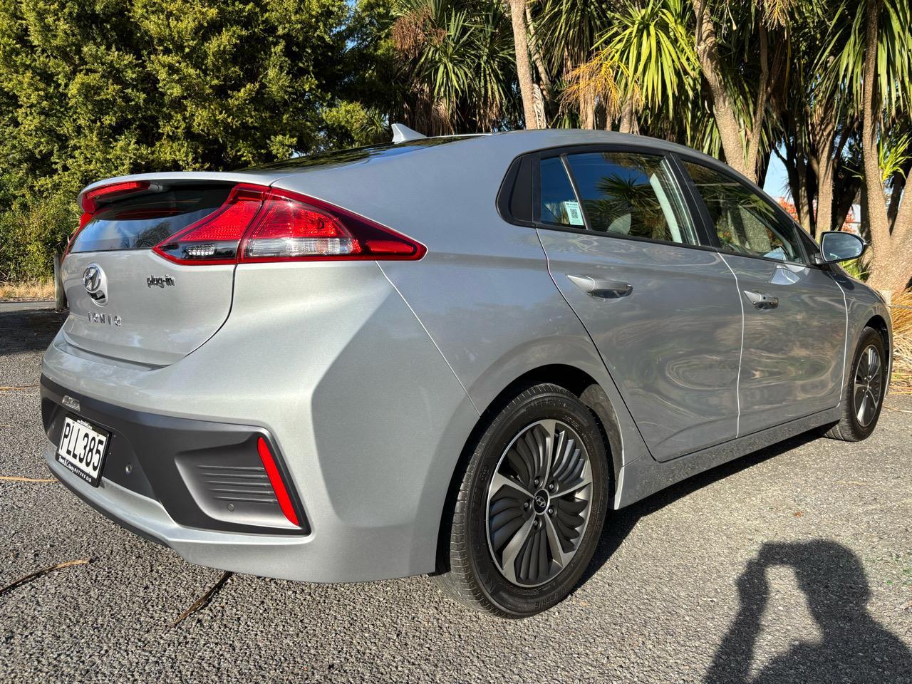 image-2, 2022 Hyundai Ioniq Phev at Christchurch