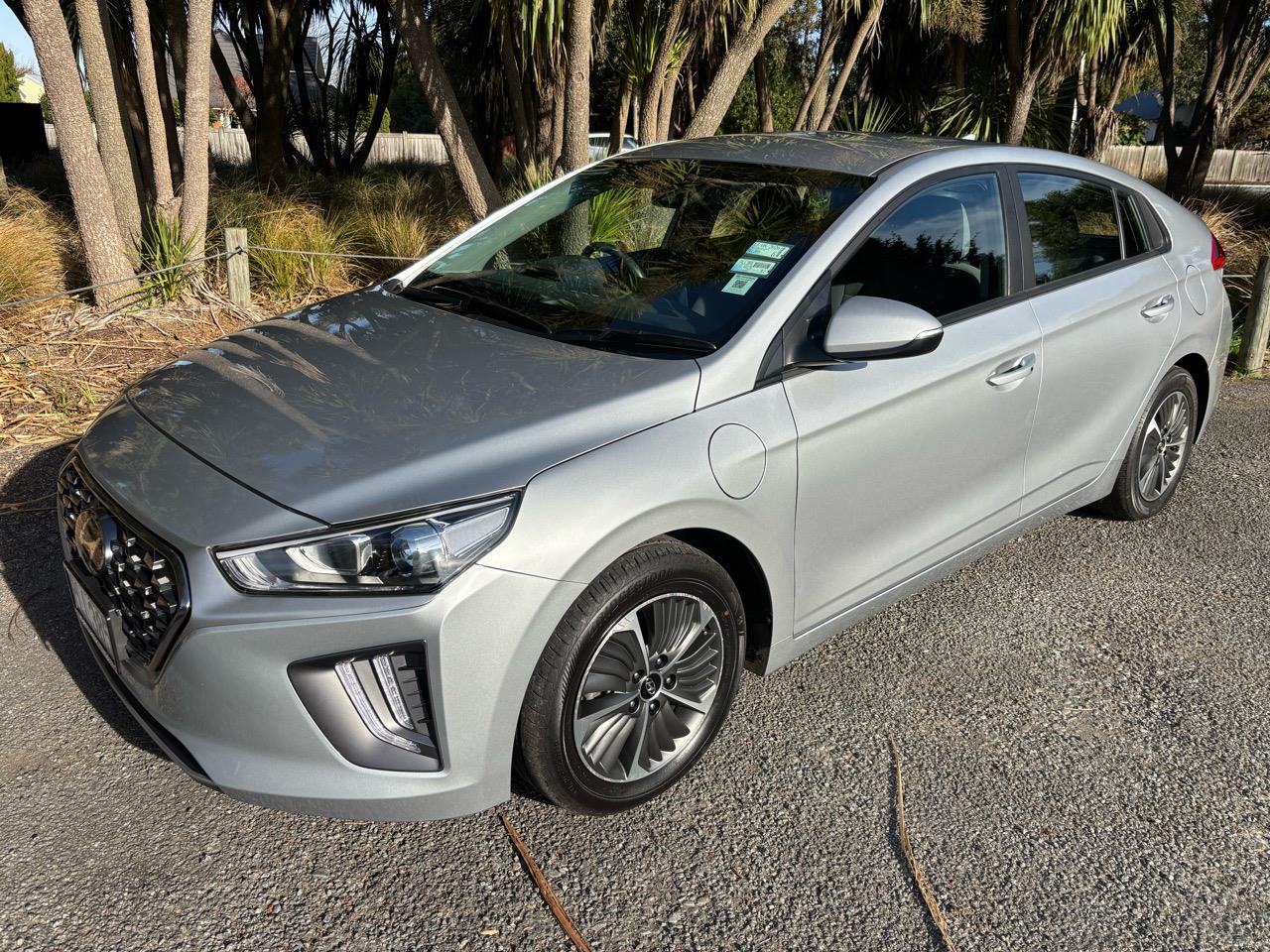 image-5, 2022 Hyundai Ioniq Phev at Christchurch