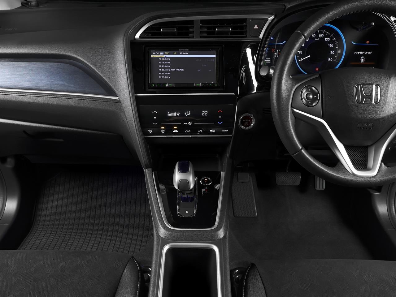 image-10, 2015 Honda Fit Shuttle Hybrid X 'Half-Leather' at Christchurch