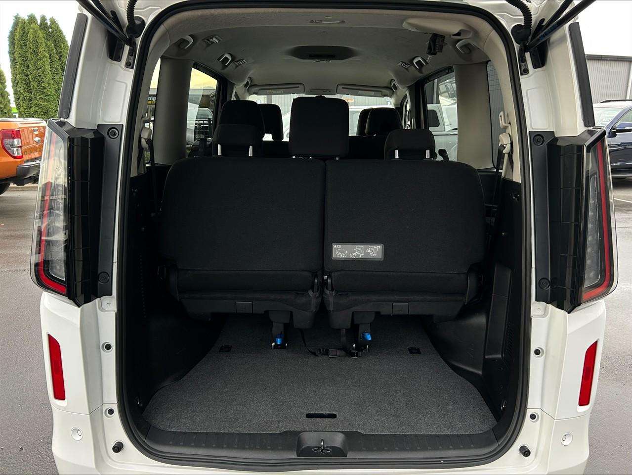 image-17, 2023 Nissan Serena XV at Waimakariri