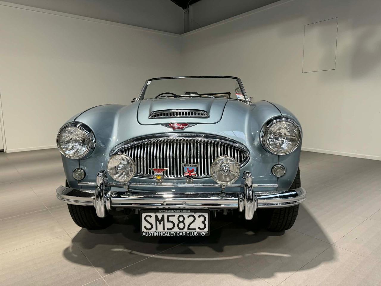 image-1, 1962 Austin Healey 3000 BJ7 Mk2 Roadster at Christchurch