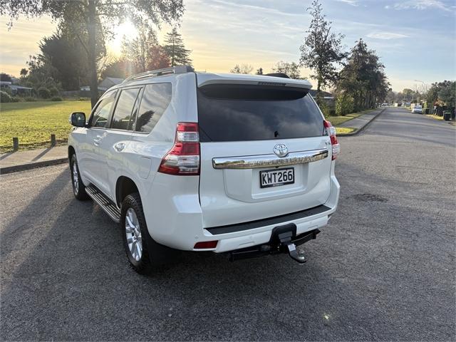 image-1, 2017 Toyota Land Cruiser Prado VX 2.8D 6AT 4WD SUV at Waimakariri