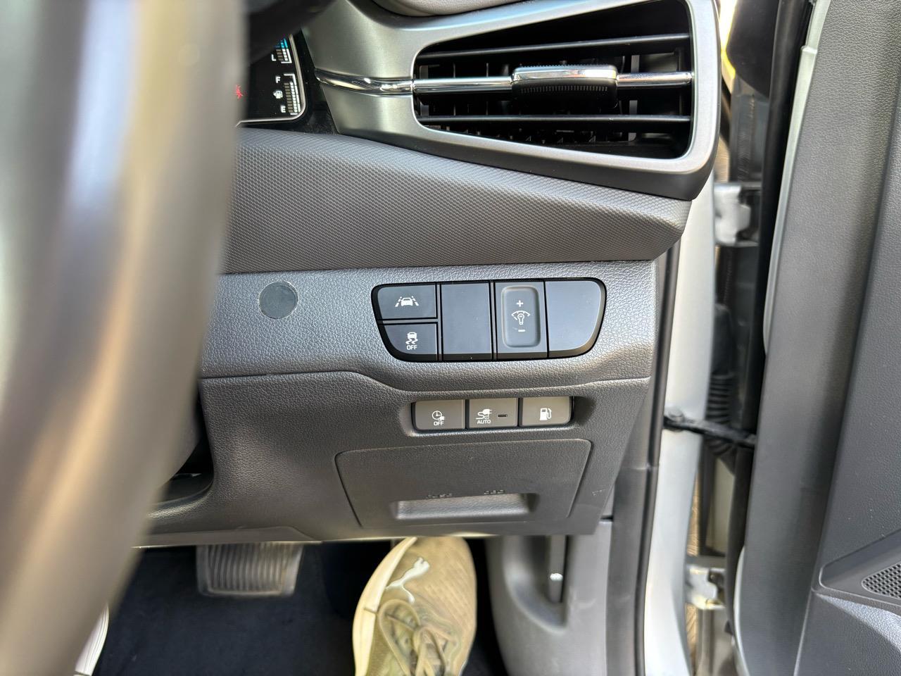 image-11, 2022 Hyundai Ioniq Phev at Christchurch