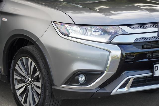 image-3, 2022 Mitsubishi Outlander LS 2.4 4x4 7-seats at Dunedin