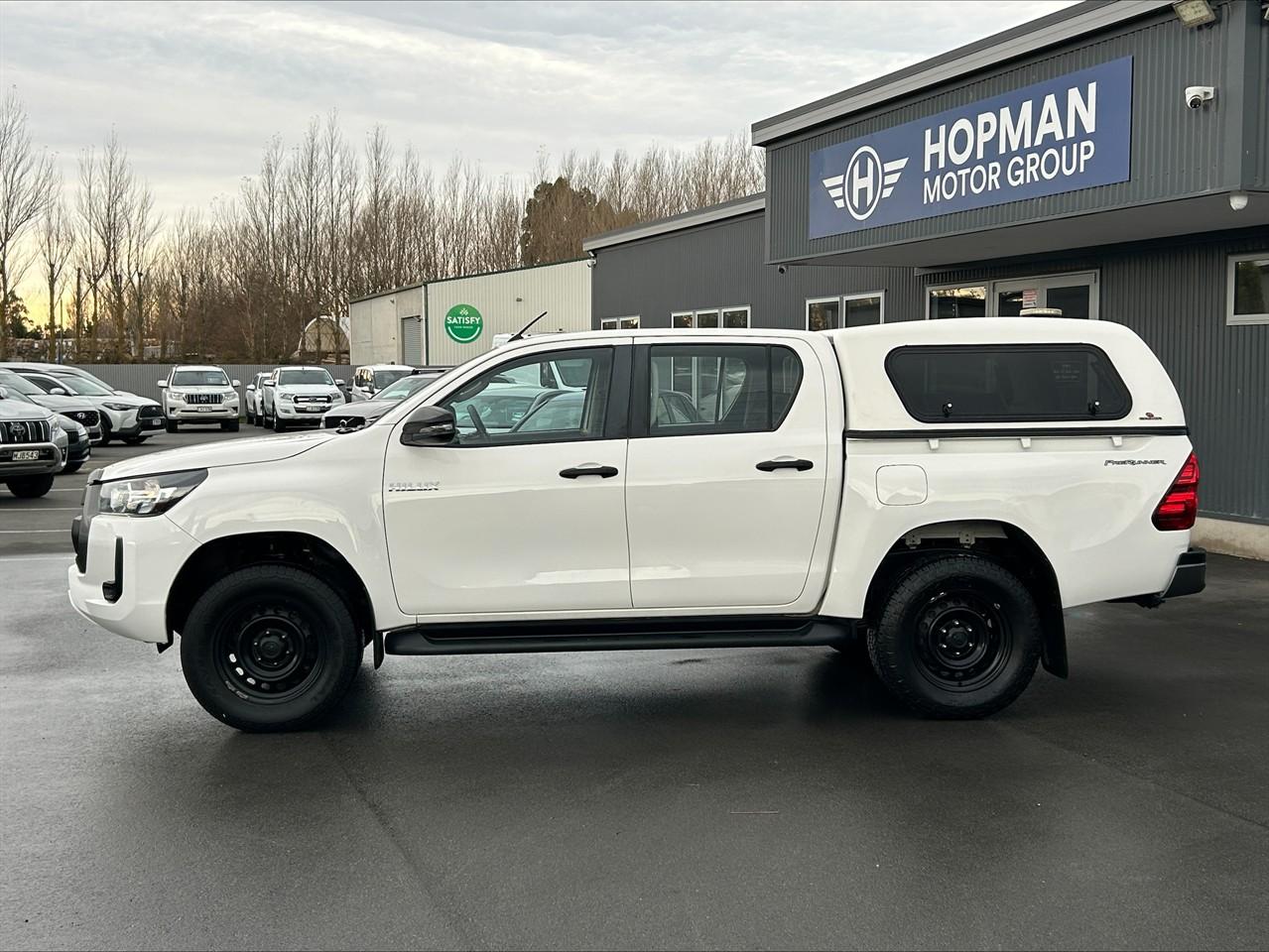 image-4, 2020 Toyota Hilux SR TD DC 2.8DT at Waimakariri