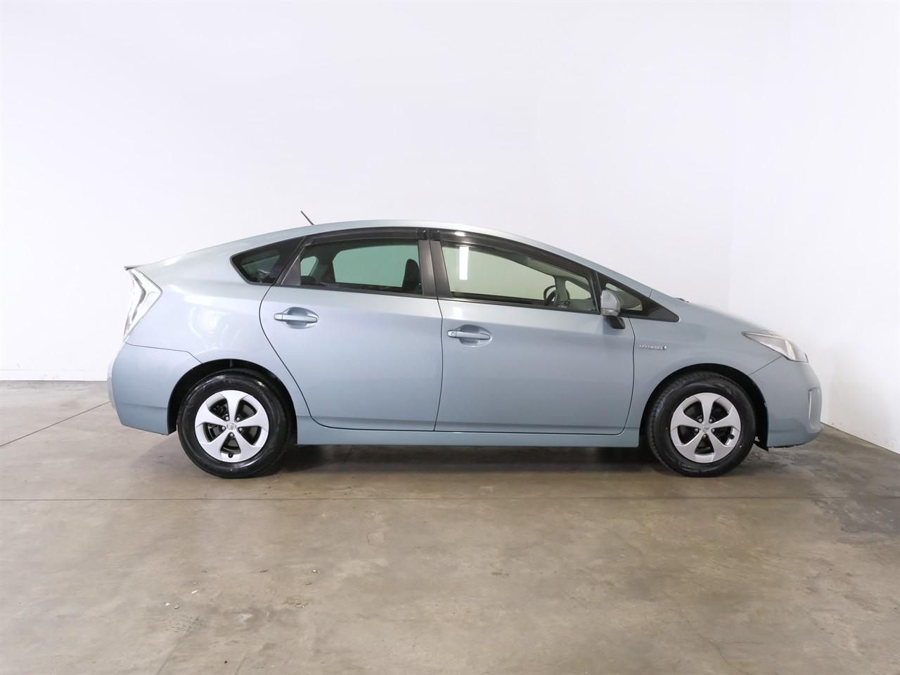 image-9, 2014 Toyota PRIUS 1.8lt Hybrid S-Package at Christchurch
