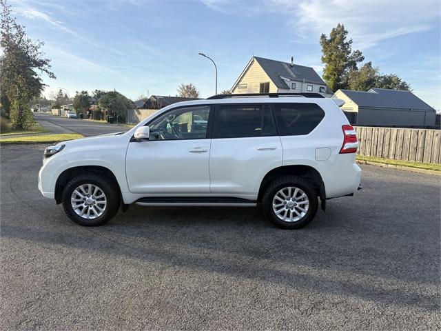 image-5, 2017 Toyota Land Cruiser Prado VX 2.8D 6AT 4WD SUV at Waimakariri